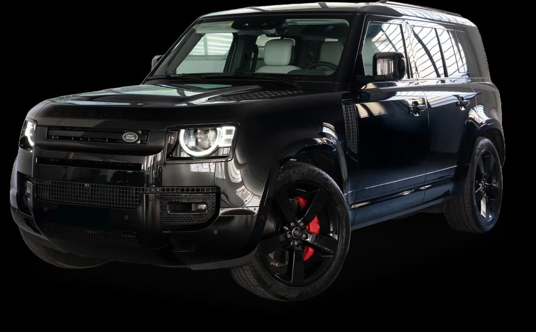 Black Land Rover Defender 110 from the FiveRent premium fleet